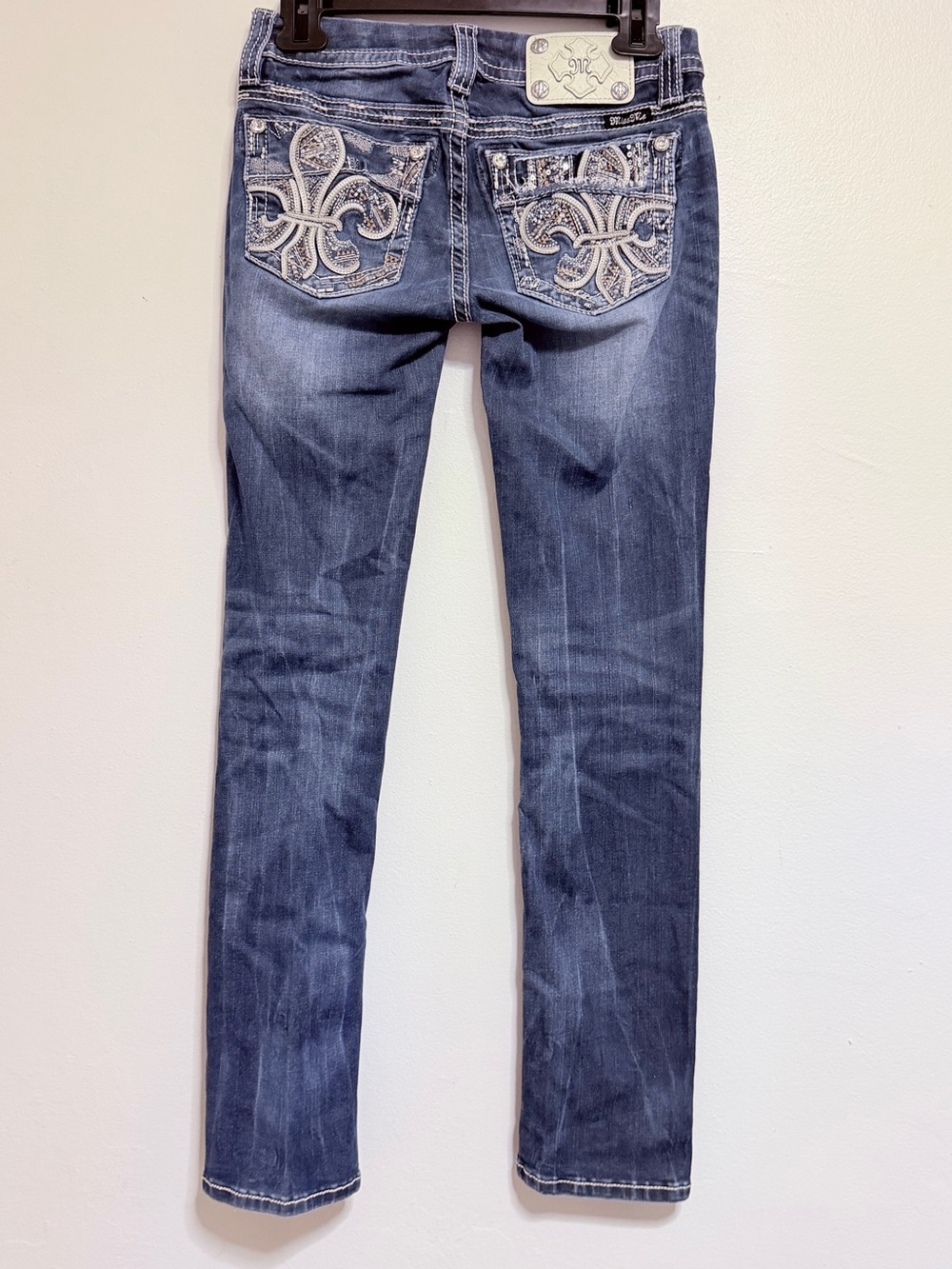 Miss Me signature straight size 26